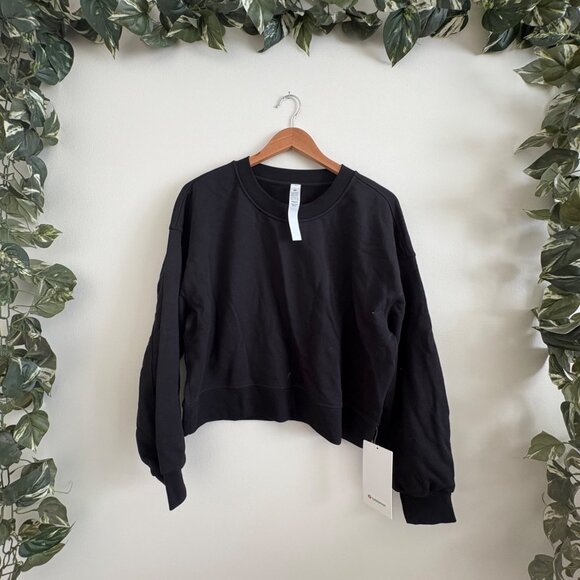 Lululemon Athletic Perfectly Oversized Cropped Crew Sweatshirt Black NWT Size 8 - Picture 1 of 9